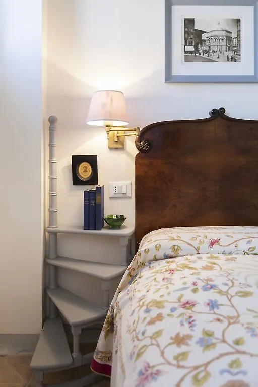 Charming Loft Near Ponte Vecchio Apartment Florence 0*,