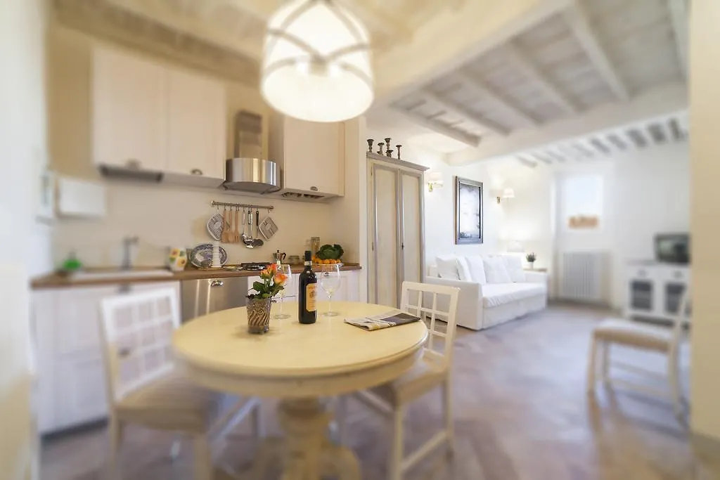 Charming Loft Near Ponte Vecchio Apartment Florence Italy