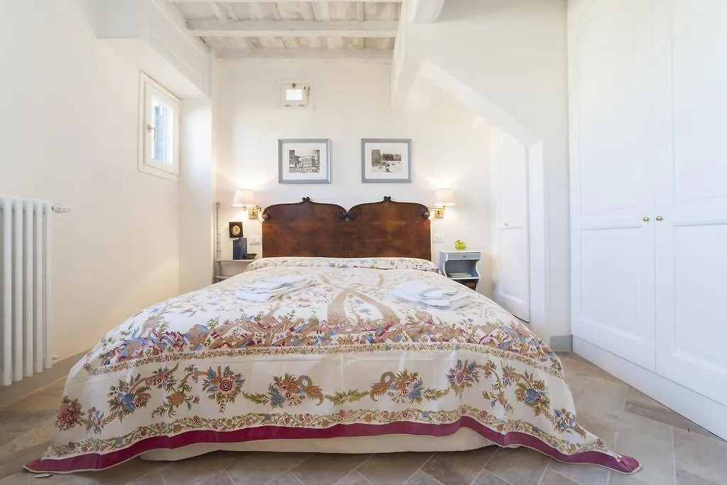 Charming Loft Near Ponte Vecchio Apartment Florence